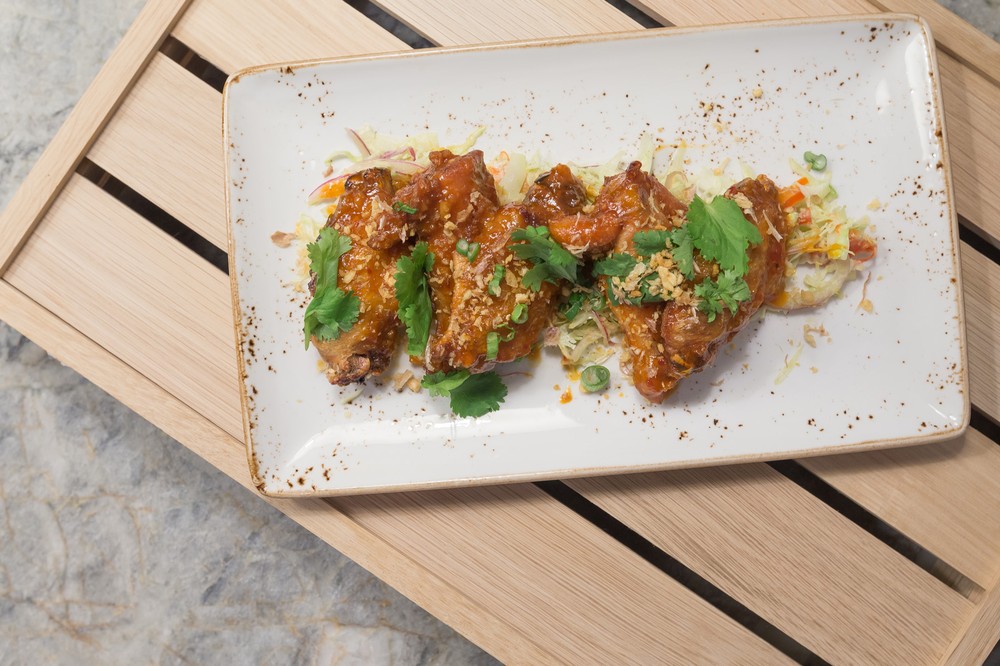 Humble Market Kitchin by Roy Yamaguchi - CHILI PEPPER CHICKEN WINGS - Cole Slaw - KochuBANG Glaze_pc Craig Bixel