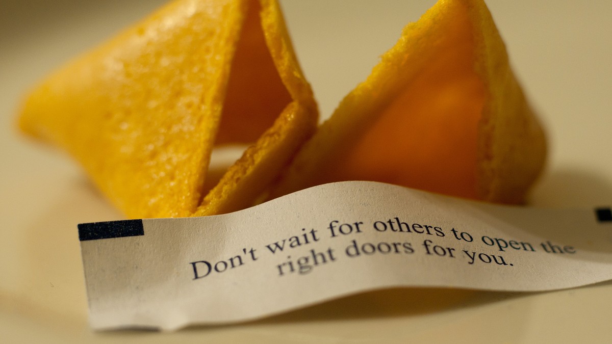 30-Year Fortune Cookie Fortune Writer Steps Down, Citing Writer's Block