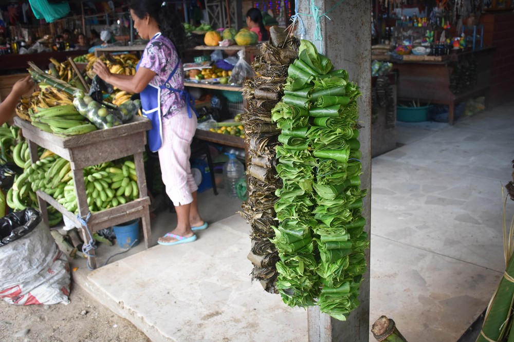 guayusa-at-the-local-market_32286706891_o